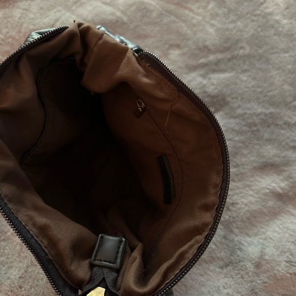 "Scarleton" Women's Shoulder Bag Black with Multiple Pockets - Picture 6 of 8